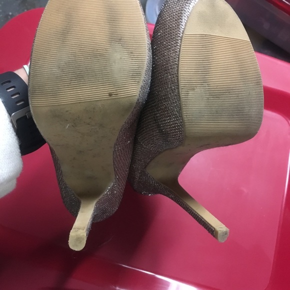 Gold glittery heels - Picture 3 of 4